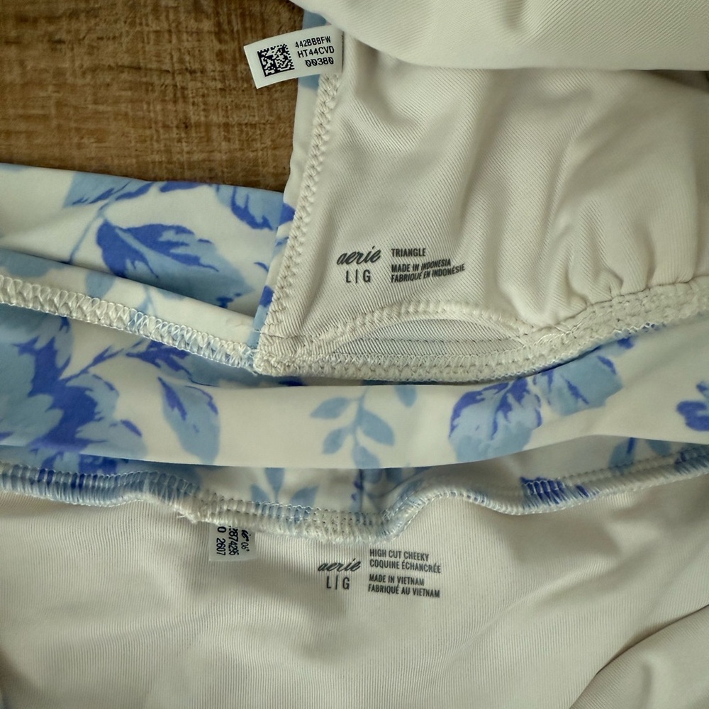 Floral Bikini Set - Blue and White Aerie - Picture 2 of 2